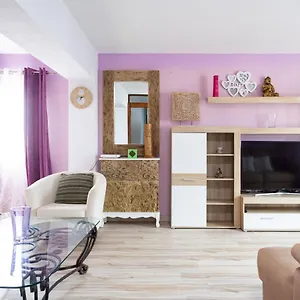 https://home2book-pretty-center-santa-cruz-apartment.in-canary-islands.com